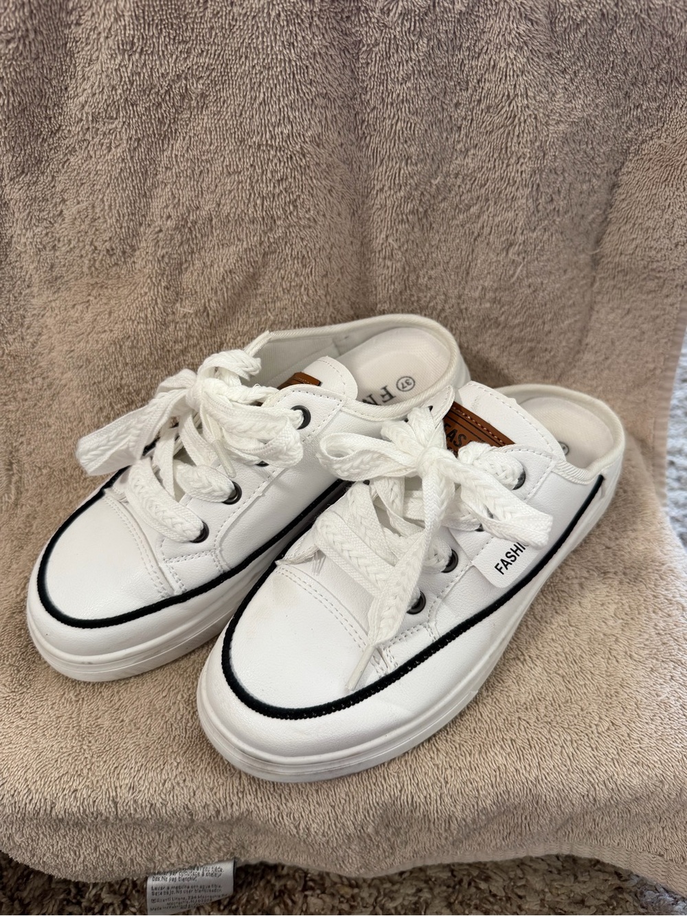 Kids White Slip-On Lace-Up Sneakers with Black Trim